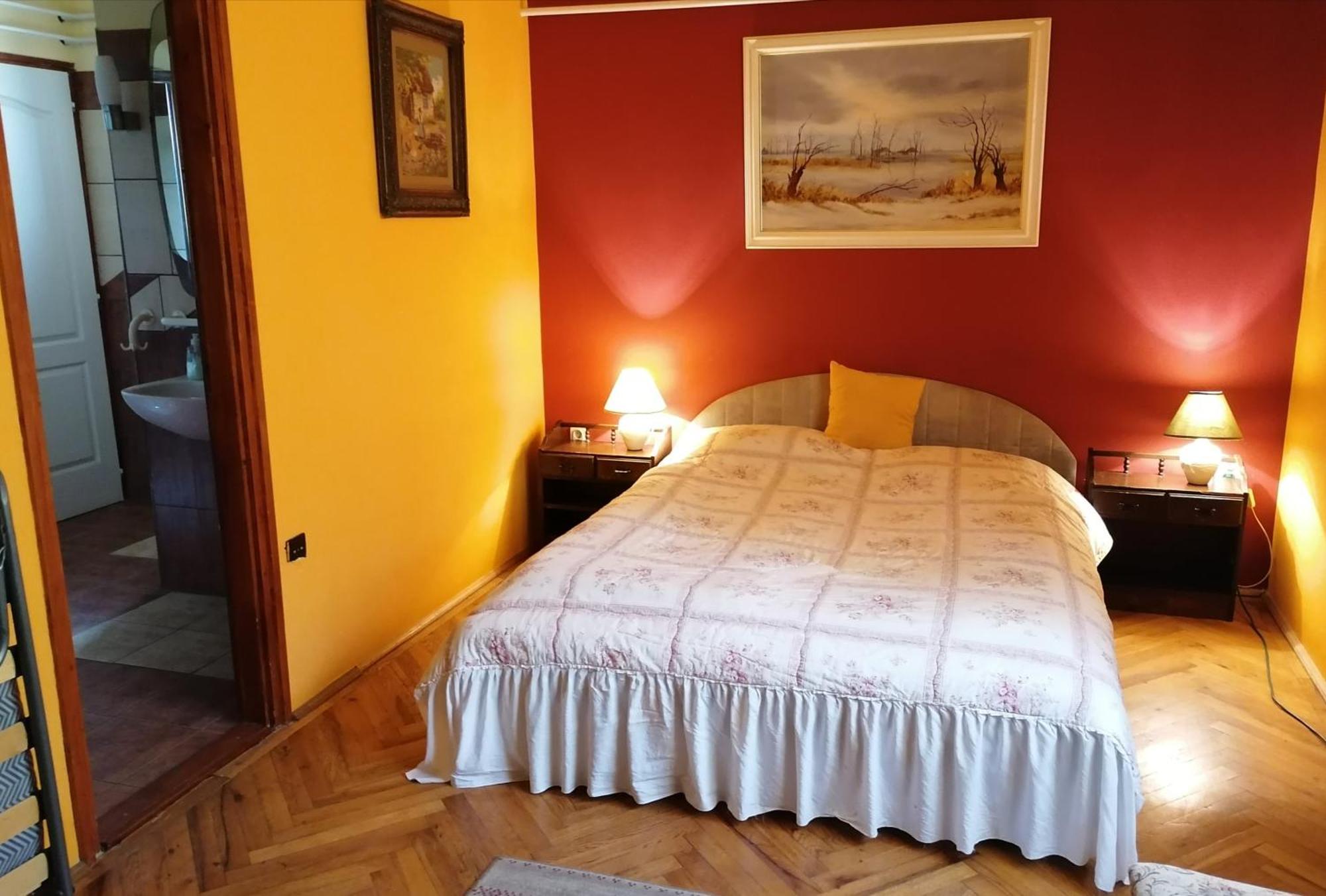 Katica Vendeghaz Apartment Siofok Bagian luar foto