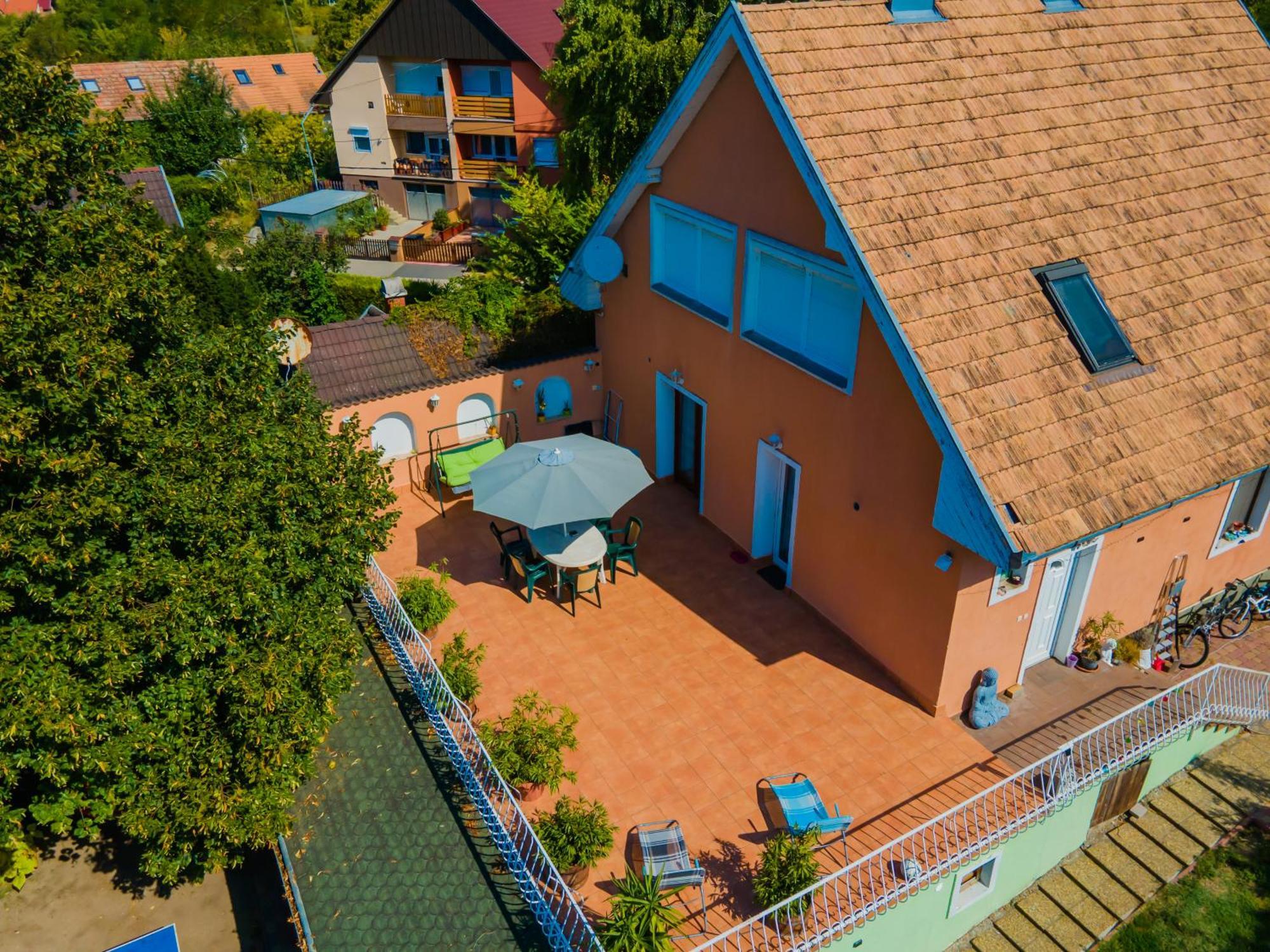 Katica Vendeghaz Apartment Siofok Bagian luar foto